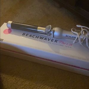 Beach wave curling iron
